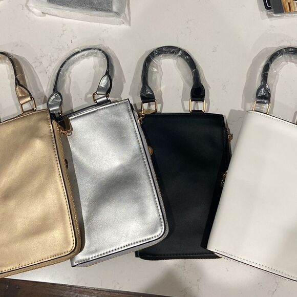 Cute Big Glasses Face Clutch Purse Gold - Picture 6 of 11